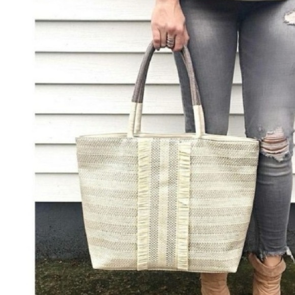 Stella & Dot Raffia Tote - Picture 1 of 7